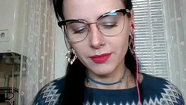 LuminousLady online show from 11.08.25