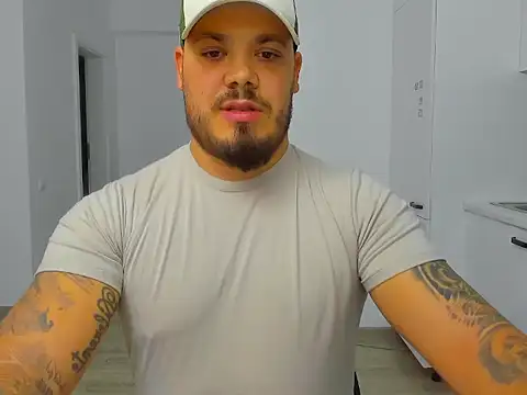 ZackMasterss online show from 11.04.25