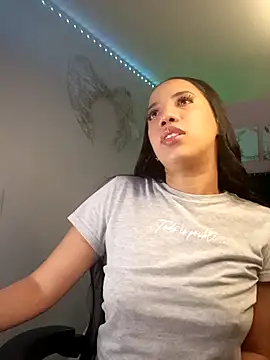 SallyWhitee online show from 03.07.26