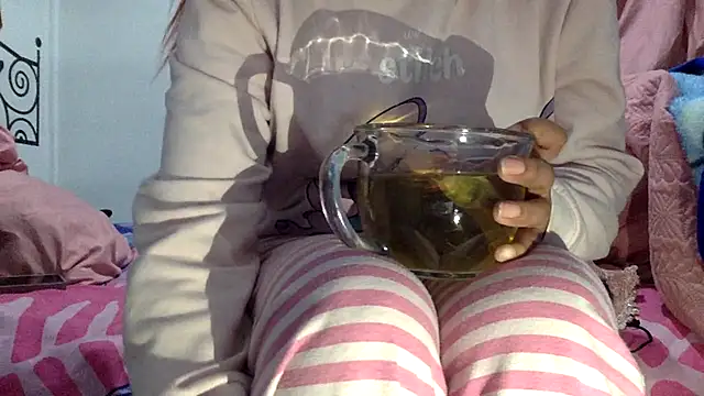 sharonlopez9611 online show from 11.13.25