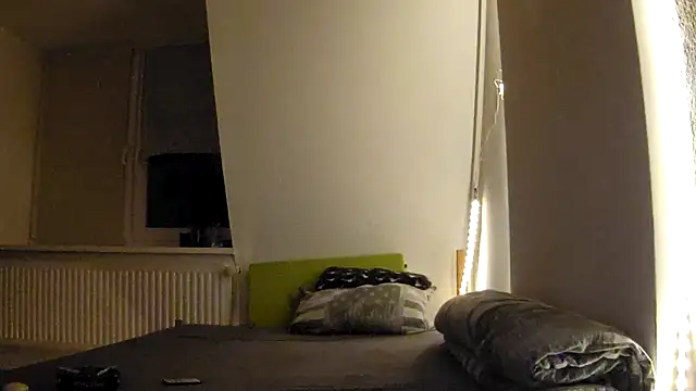 Foxtrott 242 online show from 04.27.26