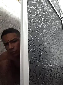 Snapshot of Mineirinho043 chatting on 02.11.25 Mineirinho043 online show from 02.11.25