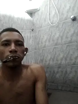 Snapshot of Mineirinho043 chatting on 02.23.25 Mineirinho043 online show from 02.23.25