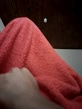 Snapshot of Mineirinho043 chatting on 03.18.25 Mineirinho043 online show from 03.18.25