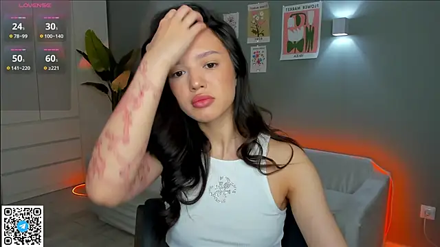 RikoAsada online show from 12.14.25