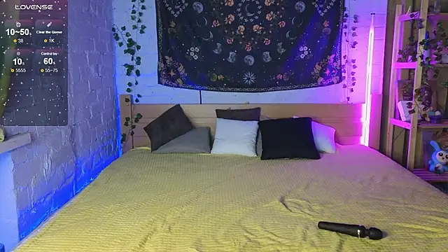 Snapshot of Kira_Jin chatting on 02.04.26 Kira Jin online show from 02.04.26