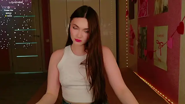 Snapshot of Kira_Jin chatting on 03.09.26 Kira Jin online show from 03.09.26