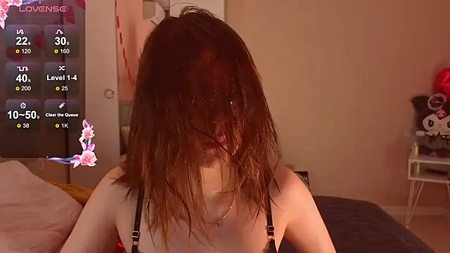 Mia Luw online show from 02.13.26