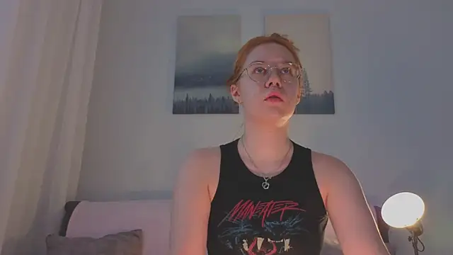 Snapshot of Mia_Luw chatting on 06.19.26 Mia Luw online show from 06.19.26