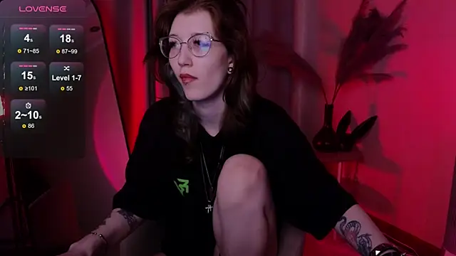 Snapshot of lissaros chatting on 09.09.25 lissaros online show from 09.09.25