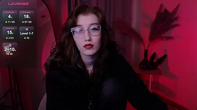 Snapshot of lissaros chatting on 09.11.25 lissaros online show from 09.11.25