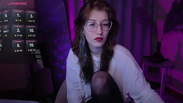 Snapshot of lissaros chatting on 09.21.25 lissaros online show from 09.21.25