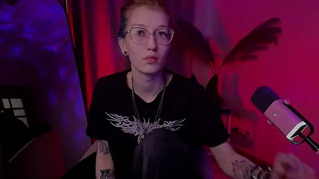 Snapshot of lissaros chatting on 10.09.25 lissaros online show from 10.09.25