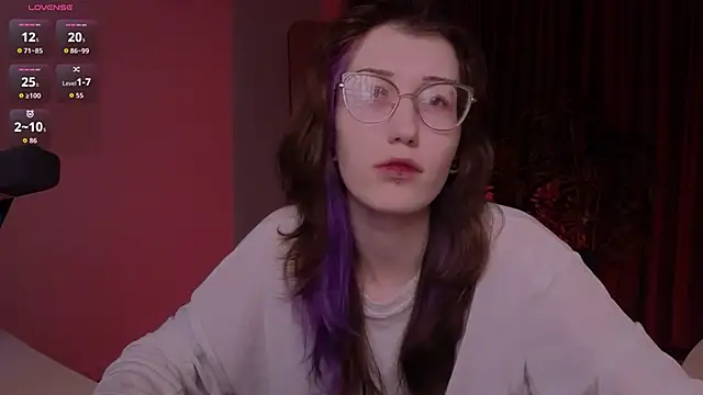 Snapshot of lissaros chatting on 12.03.25 lissaros online show from 12.03.25