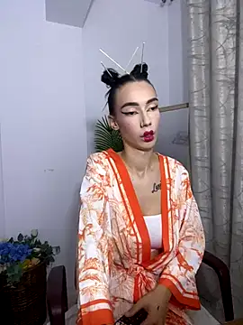 Celine Roxelle online show from 09.08.25