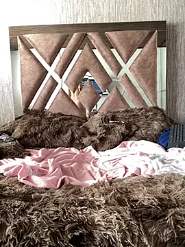 Maggie Geller online show from 02.15.25