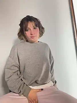 Maggie Geller online show from 03.02.25