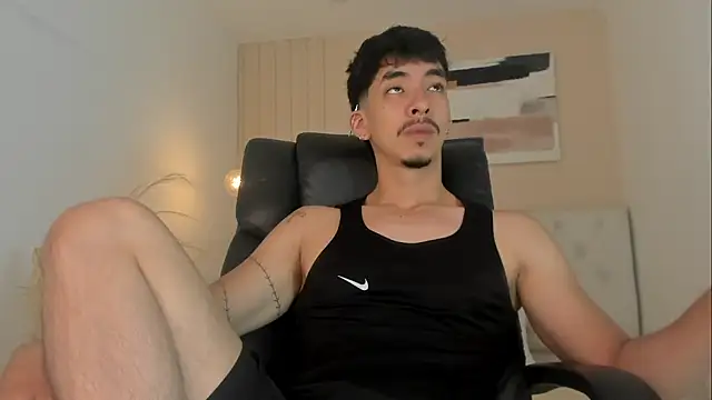 ISAAC CRYSTON online show from 02.28.26