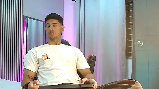 ANDRES STUD online show from 09.13.25