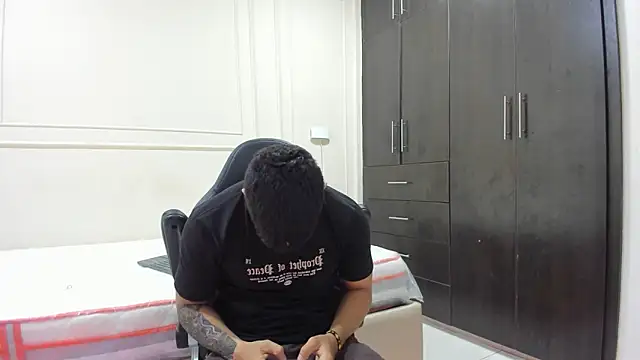 ANDRES STUD online show from 04.15.26