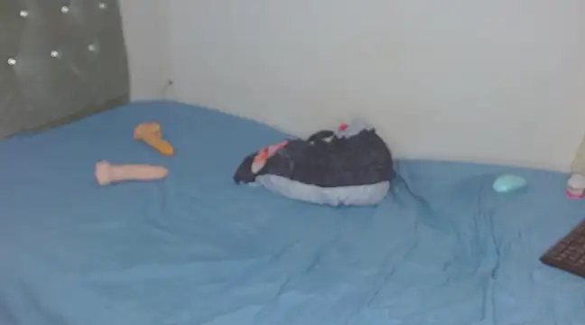 Said hot01 online show from 02.24.25