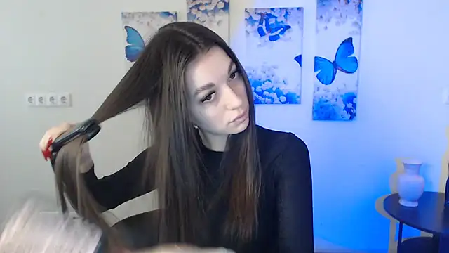 Snapshot of Eva_Eldis chatting on 02.06.25 Eva Eldis online show from 02.06.25