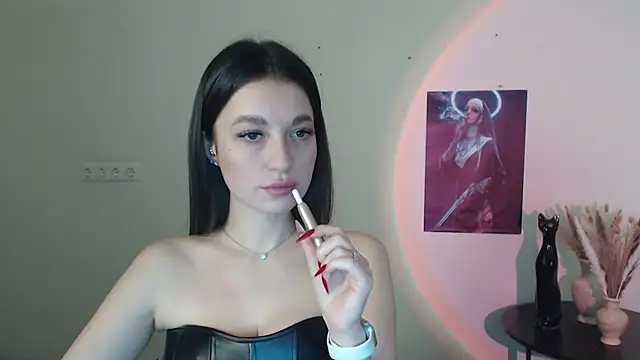 Snapshot of Eva_Eldis chatting on 02.25.25 Eva Eldis online show from 02.25.25