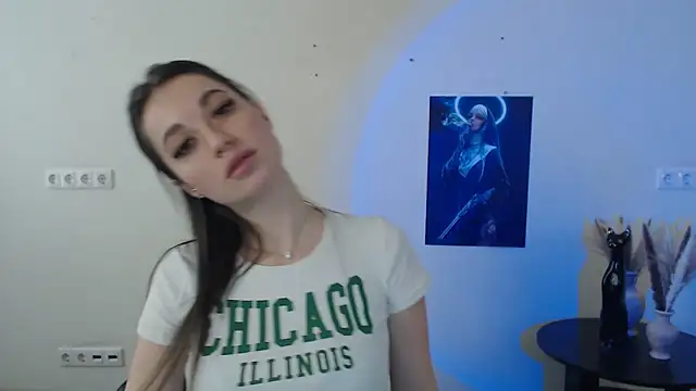 Snapshot of Eva_Eldis chatting on 03.18.25 Eva Eldis online show from 03.18.25