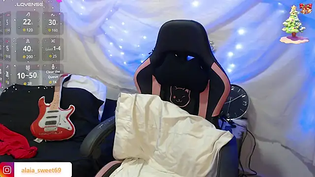 alaia sweetxxx online show from 12.17.25