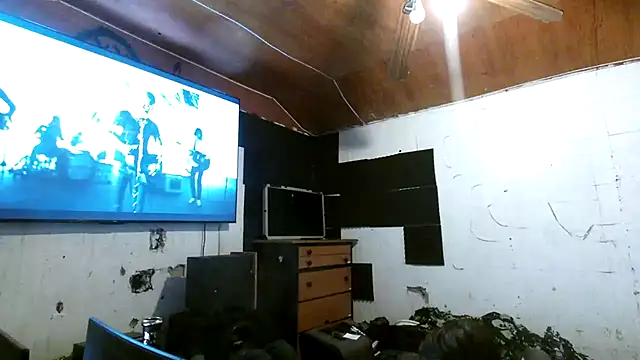 Snapshot of nuttyking2022 chatting on 11.04.25 nuttyking2022 online show from 11.04.25