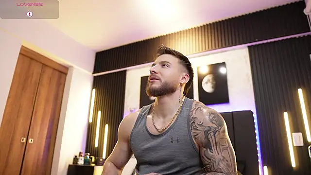 Snapshot of David_blake_ chatting on 12.21.25 David blake online show from 12.21.25