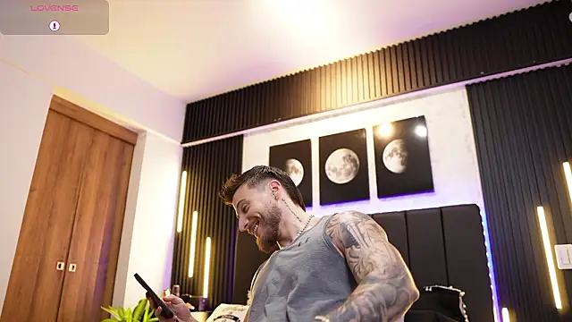 Snapshot of David_blake_ chatting on 02.04.26 David blake online show from 02.04.26