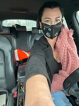 Loveblackzilla online show from 12.01.25