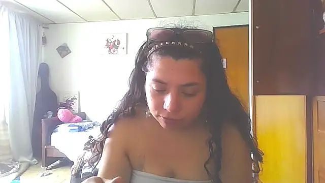 isabellapurple online show from 02.15.26