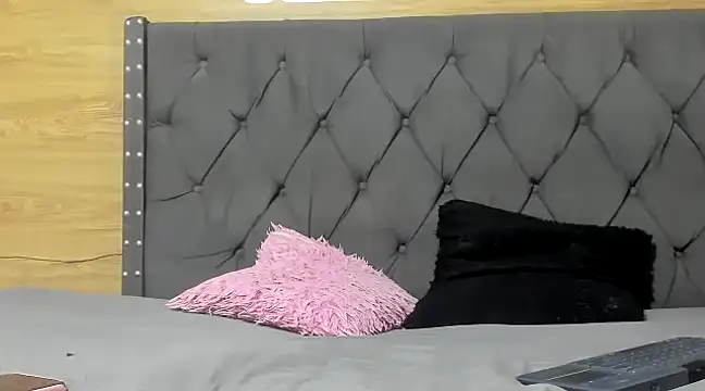 guyeifmaxiro online show from 02.10.25