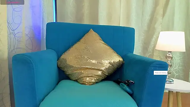 sophia dumont online show from 11.22.25