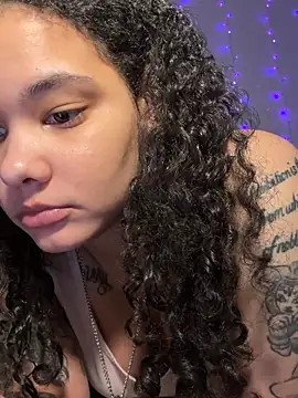 tastylolaaa online show from 04.04.26