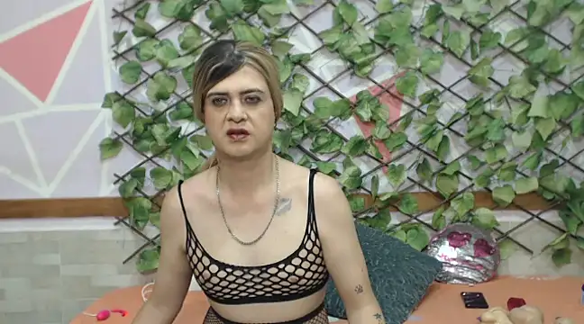 Snapshot of Dolldirtyxxx chatting on 03.06.25 Dolldirtyxxx online show from 03.06.25