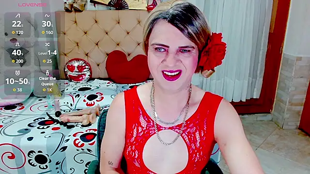 Snapshot of Dolldirtyxxx chatting on 10.08.25 Dolldirtyxxx online show from 10.08.25