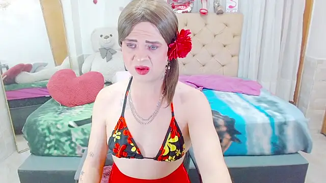 Snapshot of Dolldirtyxxx chatting on 12.19.25 Dolldirtyxxx online show from 12.19.25