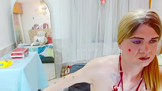 Snapshot of Dolldirtyxxx chatting on 06.04.26 Dolldirtyxxx online show from 06.04.26