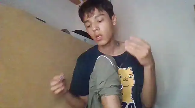 Snapshot of ChavoOT chatting on 02.24.25 ChavoOT online show from 02.24.25