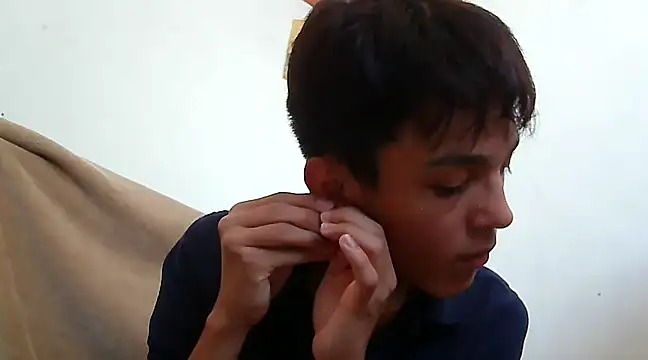 Snapshot of ChavoOT chatting on 02.25.25 ChavoOT online show from 02.25.25