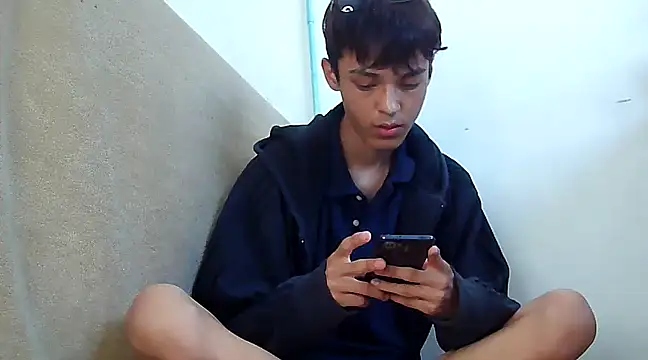 Snapshot of ChavoOT chatting on 03.11.25 ChavoOT online show from 03.11.25