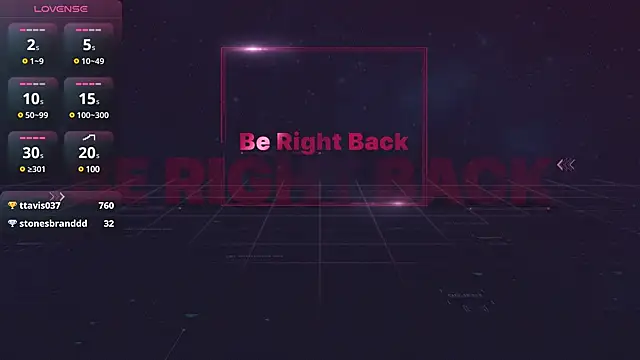 Snapshot of roxy_riot_ chatting on 02.13.25 roxy riot online show from 02.13.25