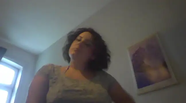 Snapshot of LunaSoleil9 chatting on 02.04.25 LunaSoleil9 online show from 02.04.25