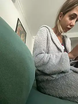 BonyBon29 online show from 04.08.26