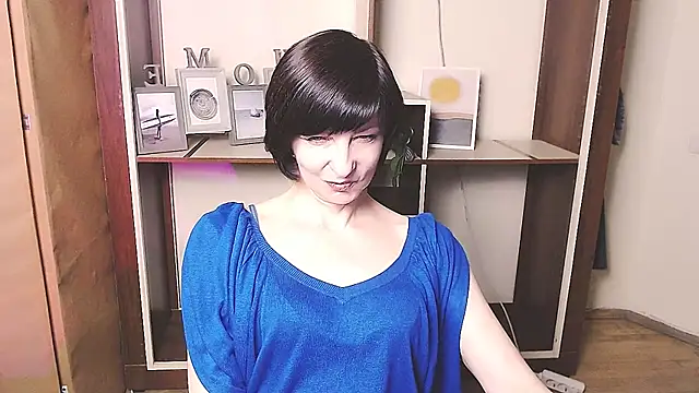  AngeliaFlow  online show from 04.21.26