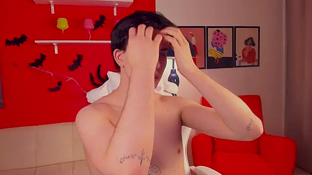 AdrianoAubert online show from 11.08.25