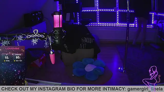 Gamergirl-Linela online show from 11.02.25